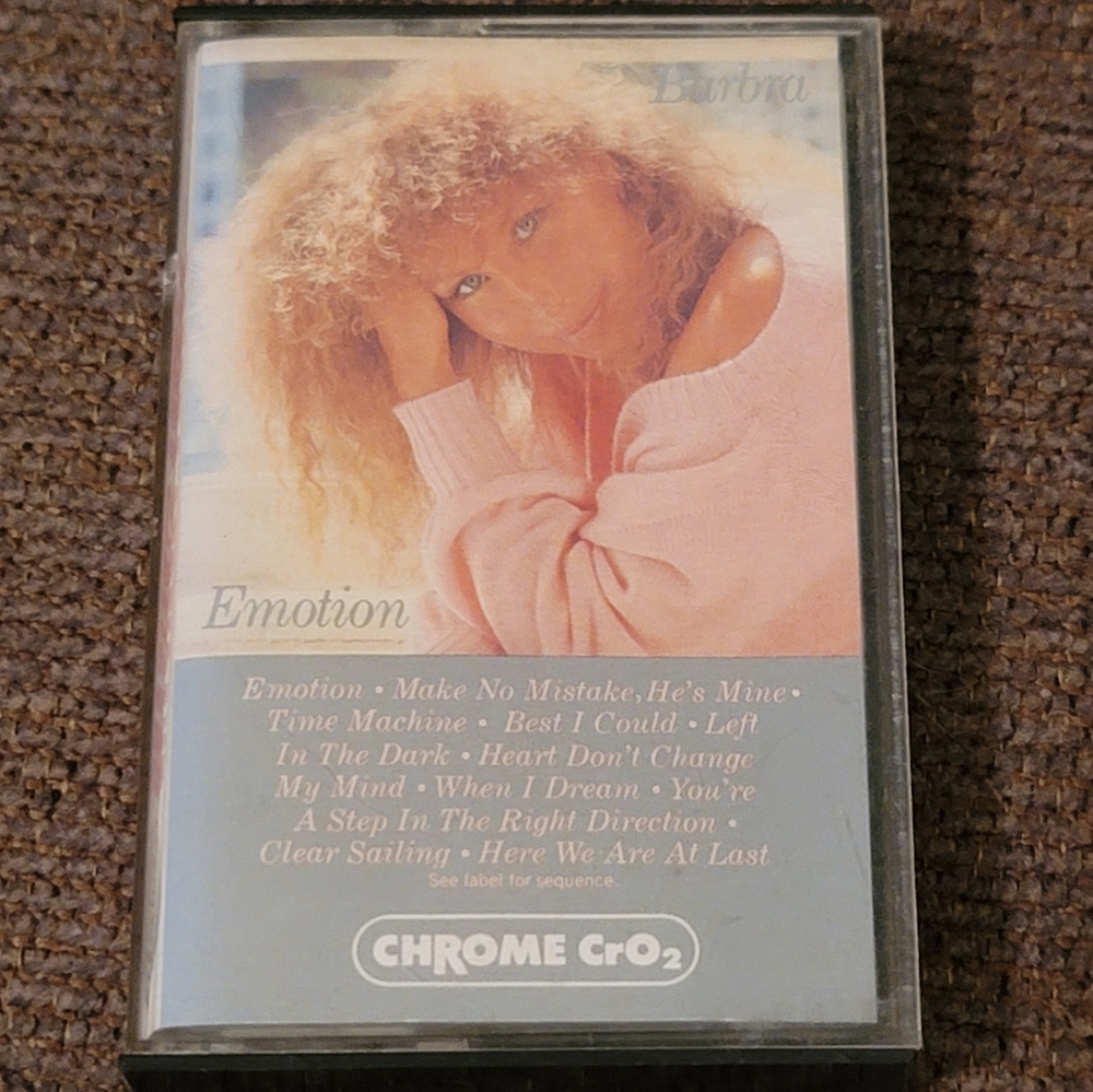 Cassette. Barbra Streisand. "Emotion"